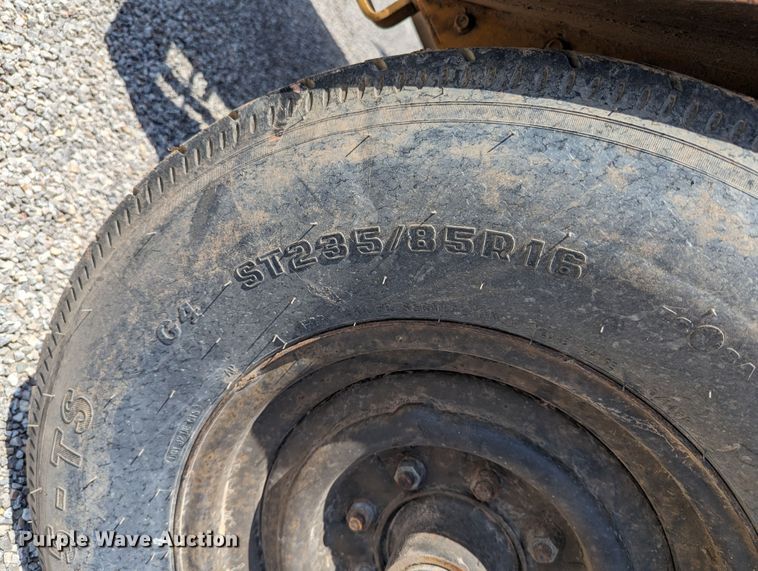 image for item LM9988 1992 Vermeer 1250BC  wood chipper