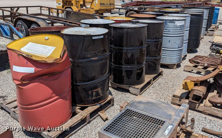 image for item LM9990 (31) barrels