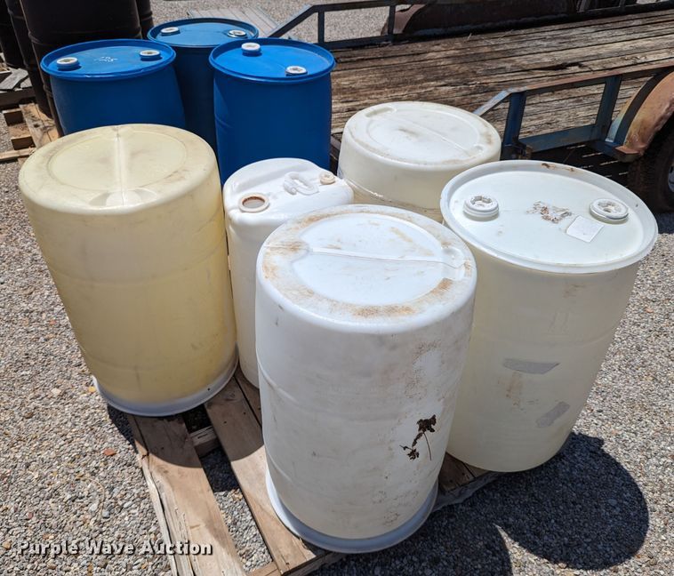 image for item LM9990 (31) barrels