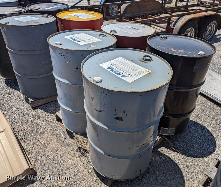 image for item LM9990 (31) barrels