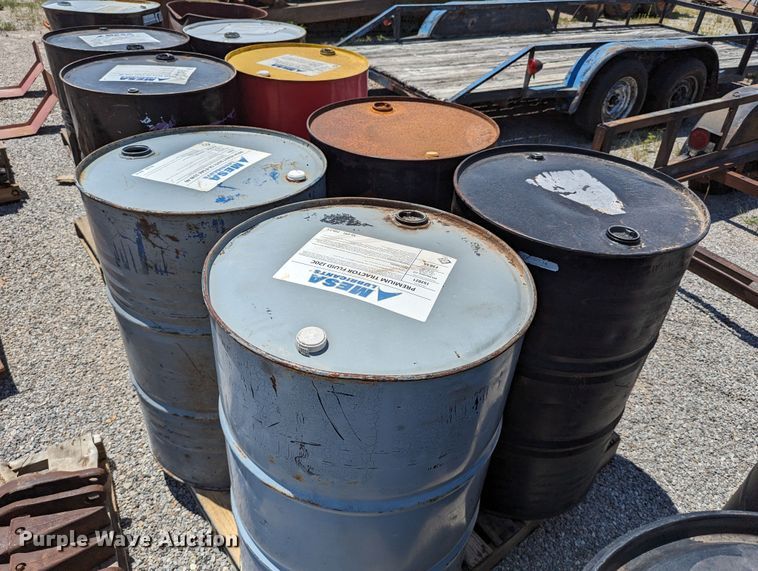 image for item LM9990 (31) barrels