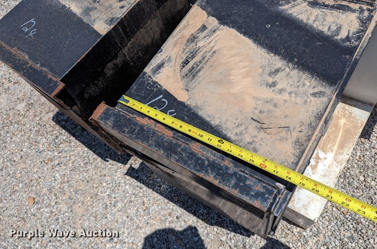 image for item LM9995 Automotive accessories