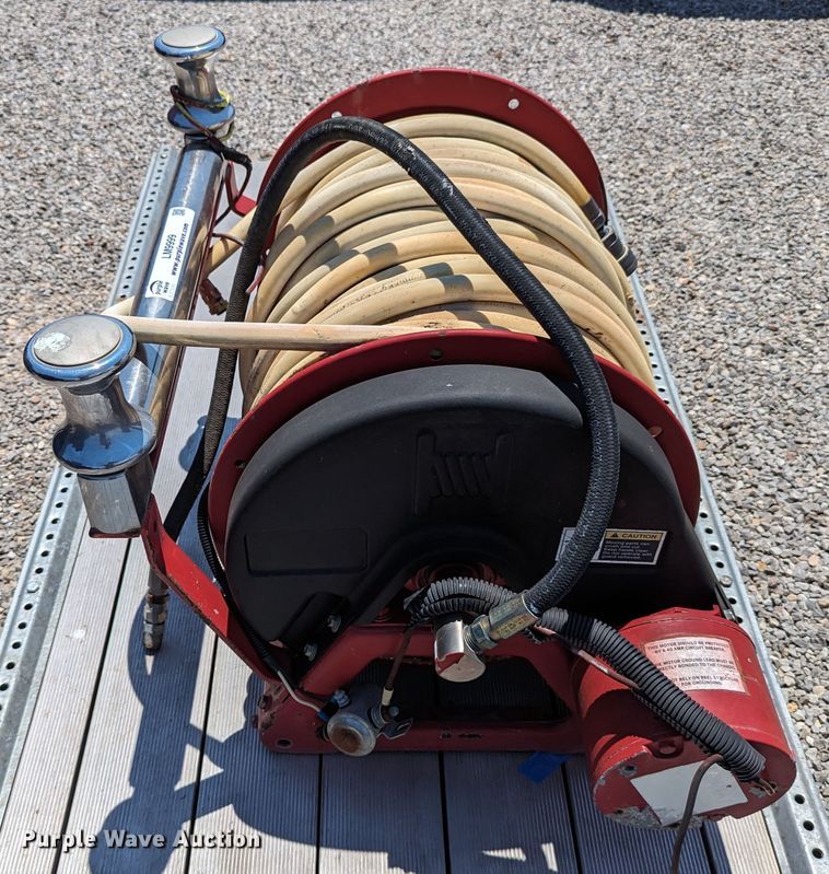 image for item LM9999 Hannay E1526-17-18RT  hose reel