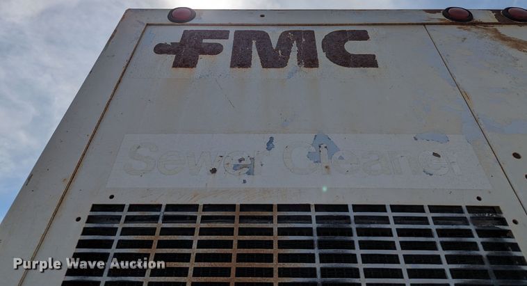 image for item LN9000 1993 Ford F600  sewer jetter truck