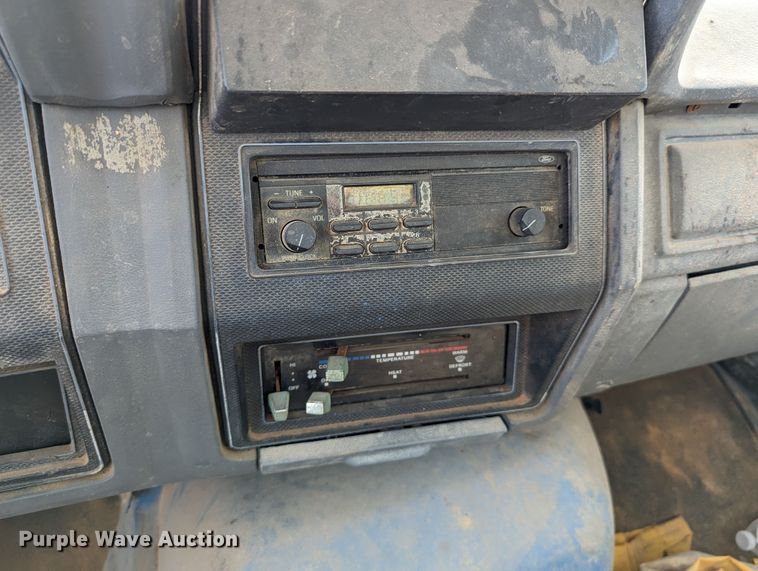 image for item LN9000 1993 Ford F600  sewer jetter truck