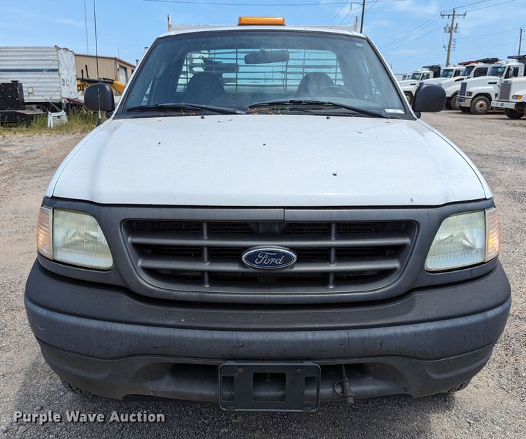 image for item LN9001 2003 Ford F150  pickup truck