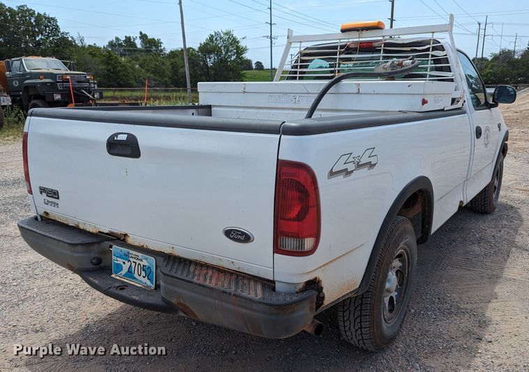 image for item LN9001 2003 Ford F150  pickup truck