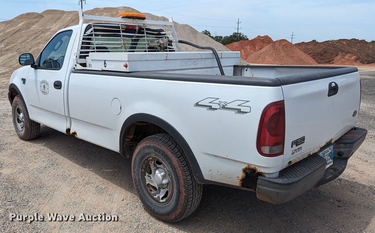 image for item LN9001 2003 Ford F150  pickup truck