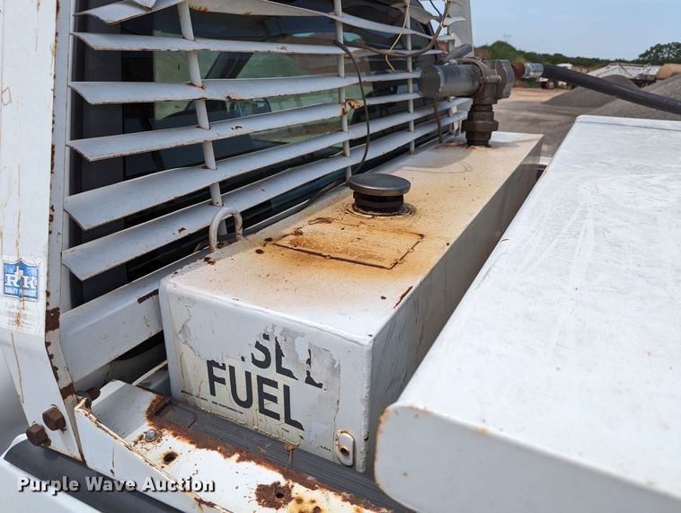 image for item LN9001 2003 Ford F150  pickup truck