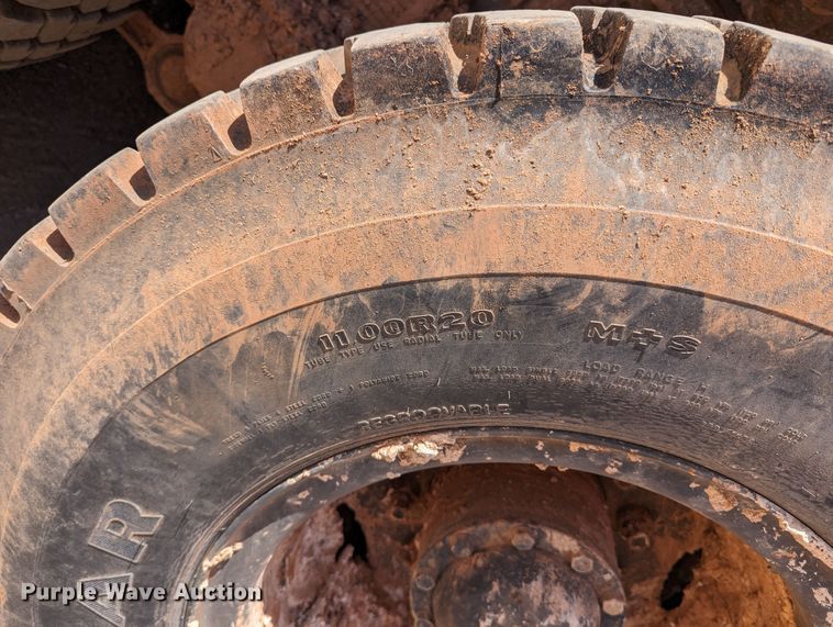 image for item LN9002 1985 Am General M929  dump truck