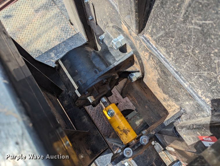 image for item LN9005 Cross-Tech 4800X  excavator brush cutter