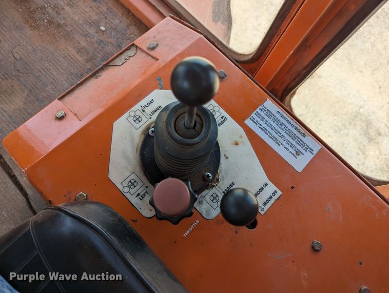 image for item LN9009 Broce RC350  broom