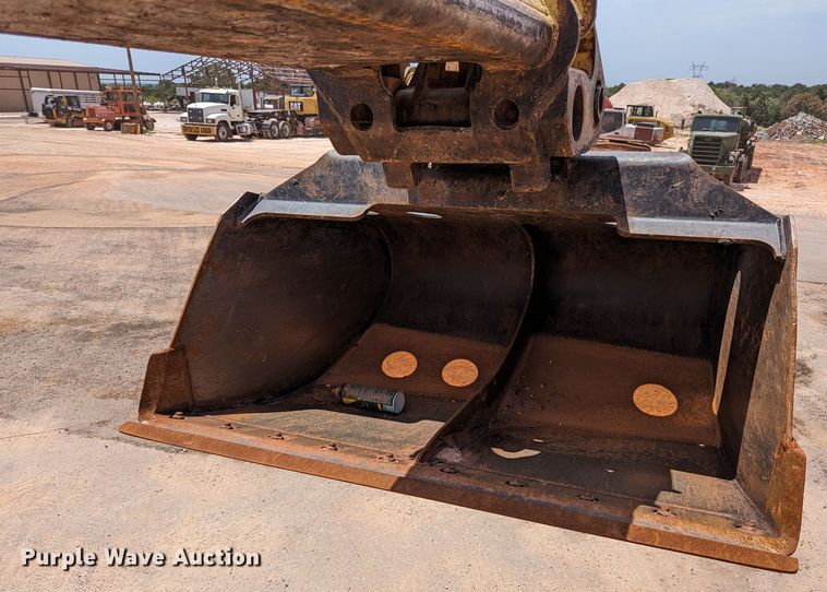 image for item LN9015 1994 Gradall XL4100  wheeled excavator