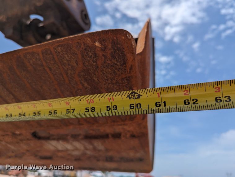 image for item LN9015 1994 Gradall XL4100  wheeled excavator