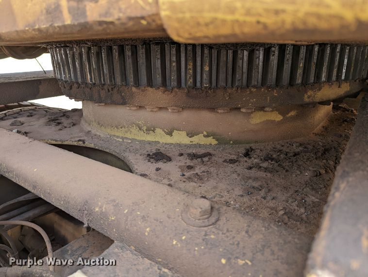 image for item LN9015 1994 Gradall XL4100  wheeled excavator