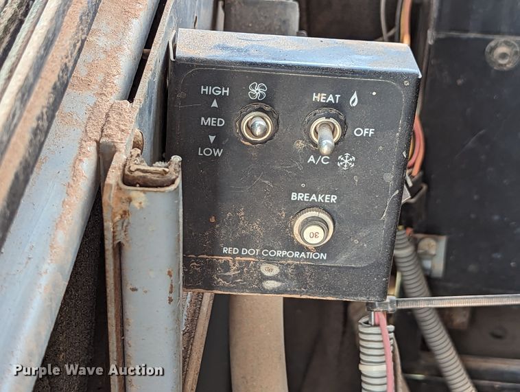 image for item LN9015 1994 Gradall XL4100  wheeled excavator