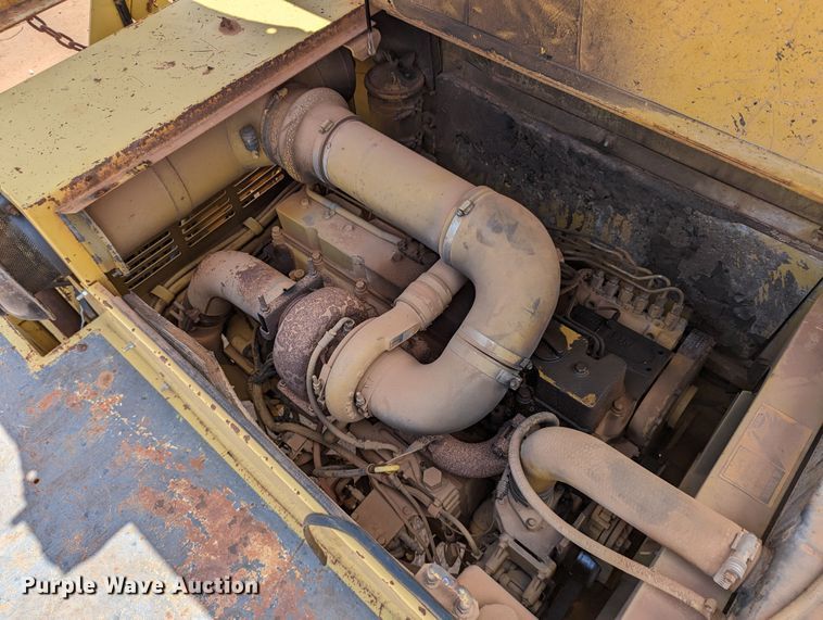 image for item LN9015 1994 Gradall XL4100  wheeled excavator