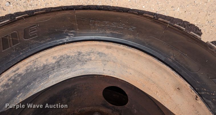 image for item LN9015 1994 Gradall XL4100  wheeled excavator