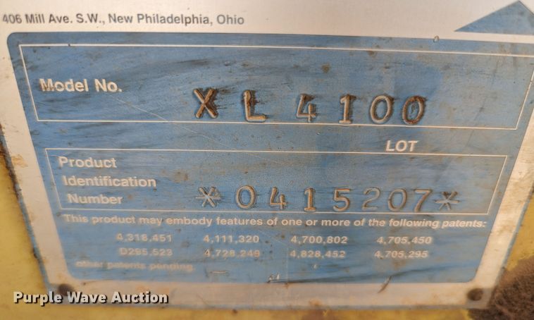 image for item LN9015 1994 Gradall XL4100  wheeled excavator