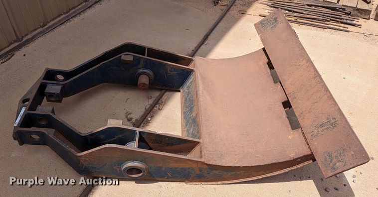 image for item LN9017 Gradall  excavator grapple