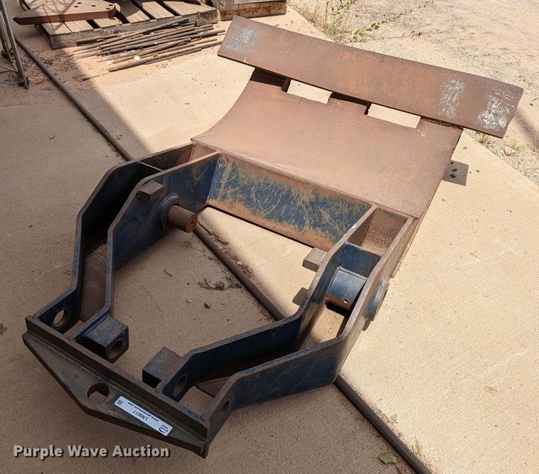 image for item LN9017 Gradall  excavator grapple