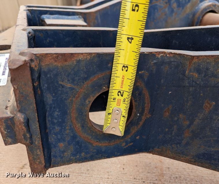 image for item LN9017 Gradall  excavator grapple