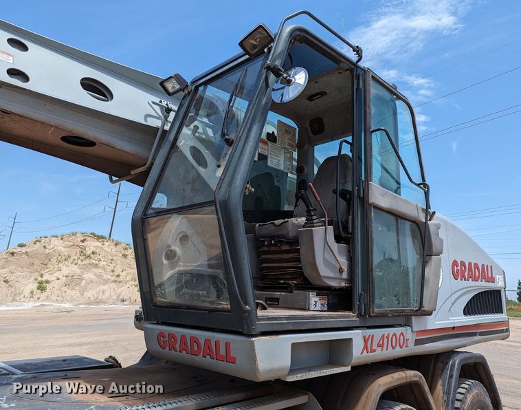 image for item LN9018 2007 Gradall XL4100 II  wheeled excavator