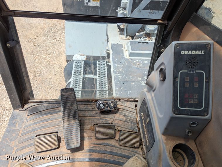 image for item LN9018 2007 Gradall XL4100 II  wheeled excavator