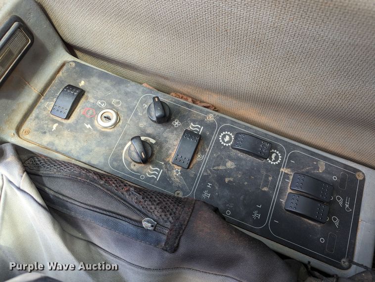 image for item LN9018 2007 Gradall XL4100 II  wheeled excavator