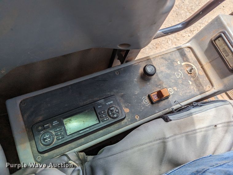 image for item LN9018 2007 Gradall XL4100 II  wheeled excavator