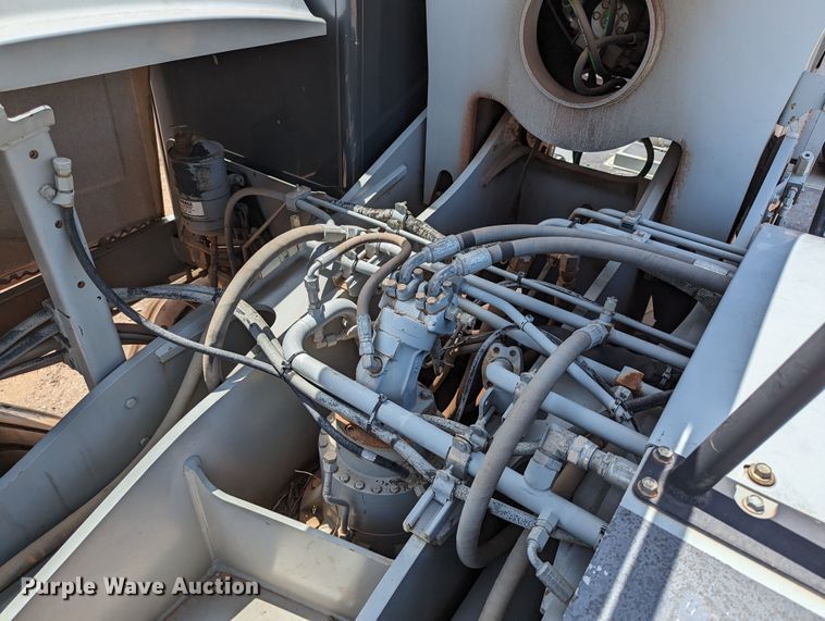 image for item LN9018 2007 Gradall XL4100 II  wheeled excavator