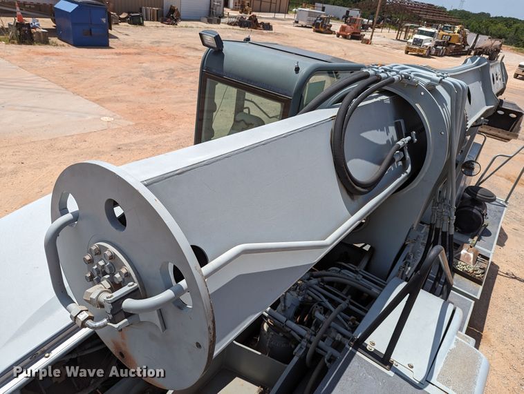 image for item LN9018 2007 Gradall XL4100 II  wheeled excavator