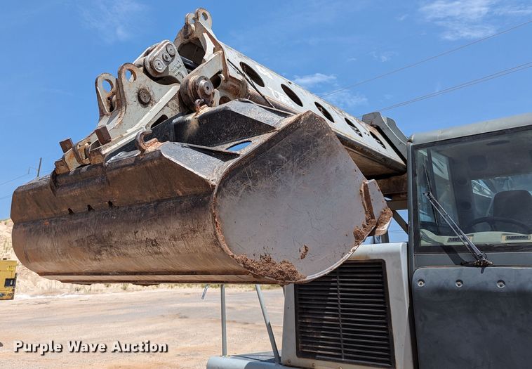 image for item LN9018 2007 Gradall XL4100 II  wheeled excavator