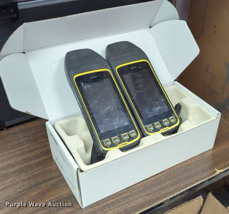 image for item LN9022 (2) Trimble Juno 5 Series GPS systems