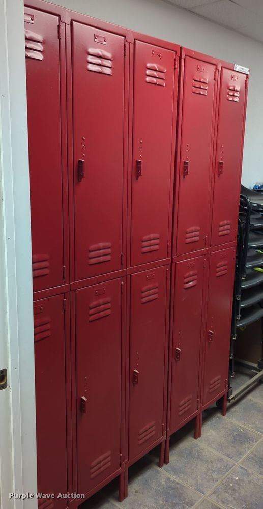 image for item LN9023 (16) lockers