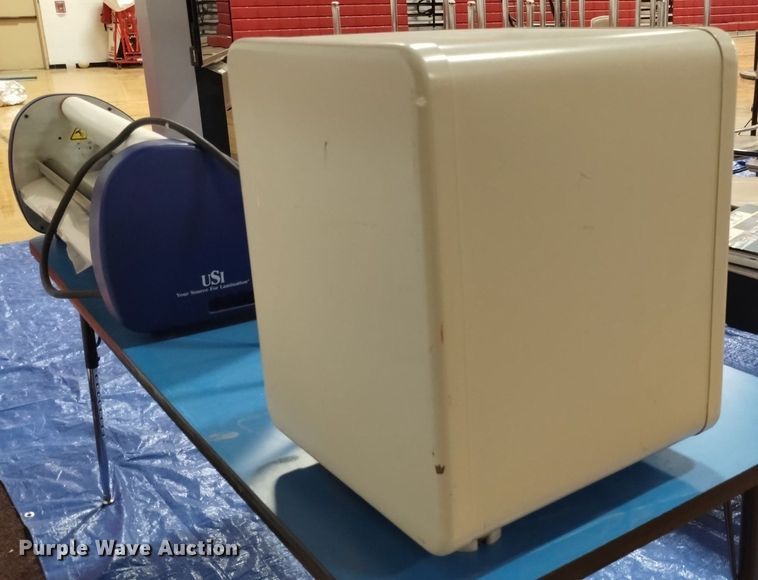 image for item LP9657 Sentry 2260  safe