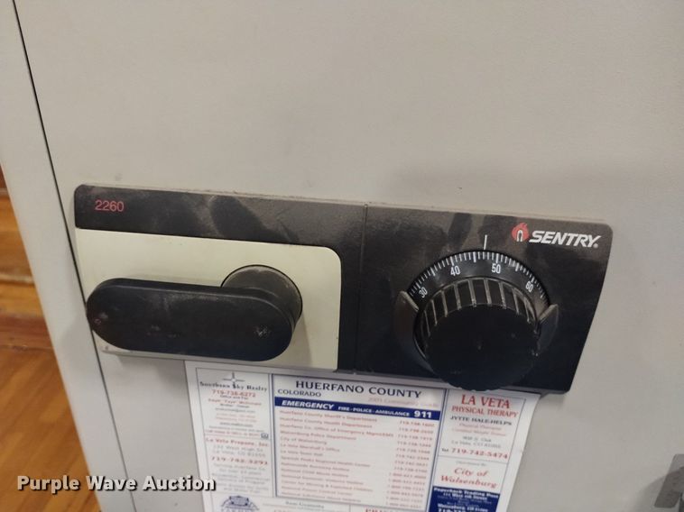 image for item LP9657 Sentry 2260  safe