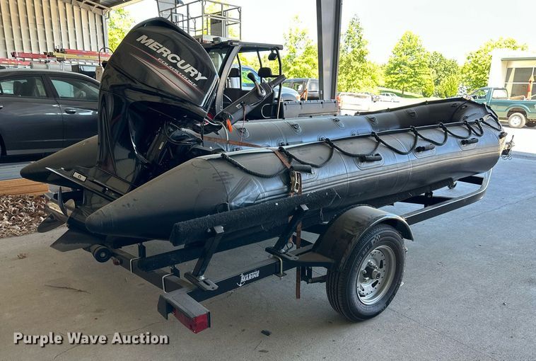 image for item LQ9009 2017 Zodiac MilPro  inflatable boat