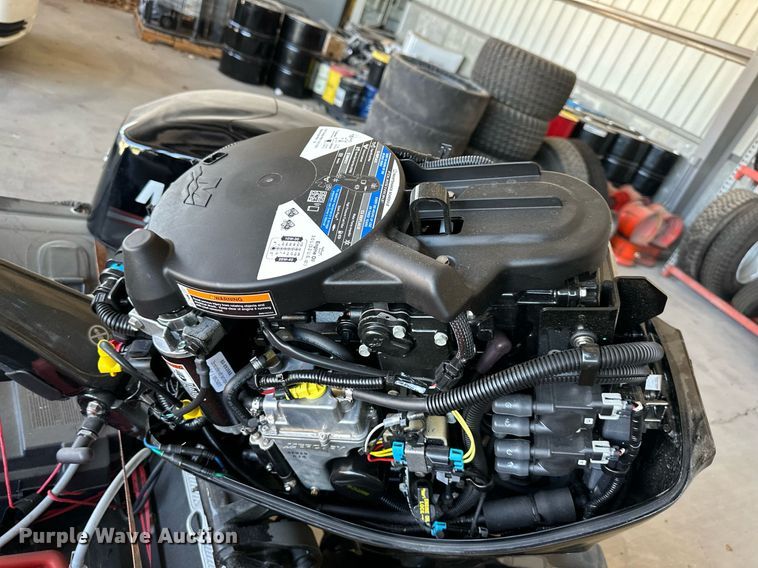 image for item LQ9009 2017 Zodiac MilPro  inflatable boat