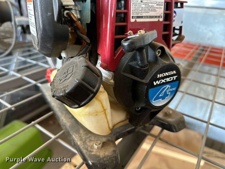 image for item LQ9011 (2) Honda pumps