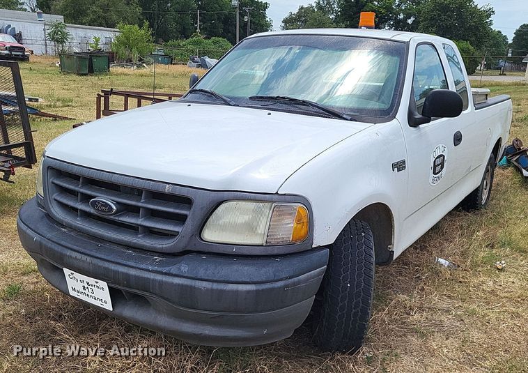 image for item LS9580 2003 Ford F150 XL  SuperCab pickup truck