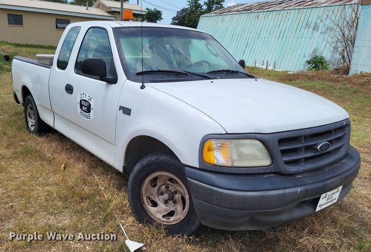 image for item LS9580 2003 Ford F150 XL  SuperCab pickup truck