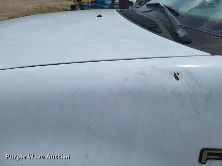 image for item LS9580 2003 Ford F150 XL  SuperCab pickup truck