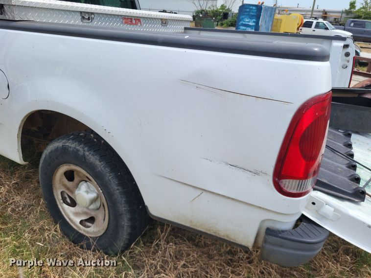 image for item LS9580 2003 Ford F150 XL  SuperCab pickup truck