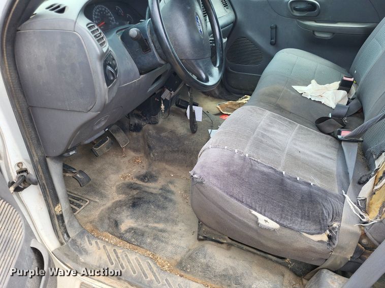 image for item LS9580 2003 Ford F150 XL  SuperCab pickup truck