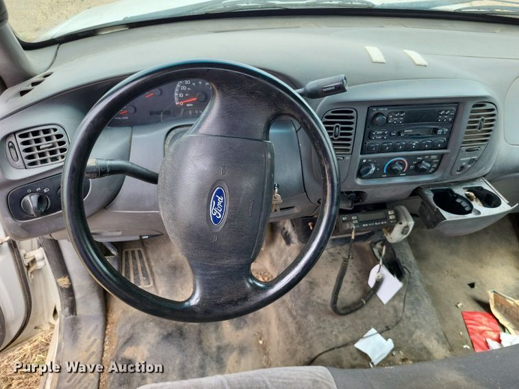 image for item LS9580 2003 Ford F150 XL  SuperCab pickup truck