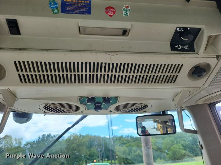 image for item LS9629 John Deere 6715  MFWD tractor