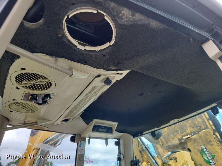 image for item LS9629 John Deere 6715  MFWD tractor