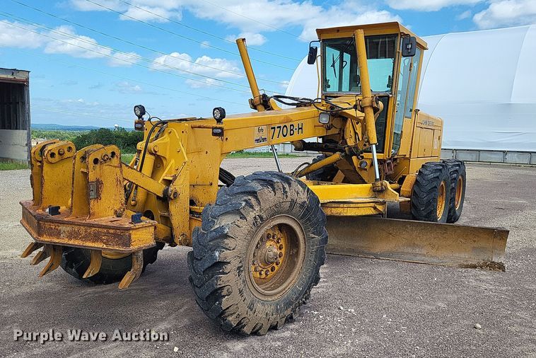 image for item LS9631 1992 John Deere 770B-H  motor grader