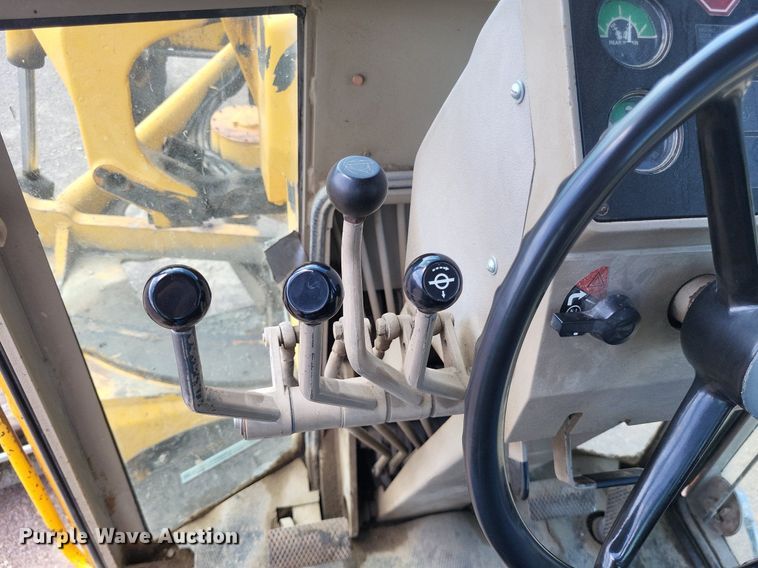 image for item LS9631 1992 John Deere 770B-H  motor grader